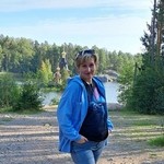 Yuliya, 52