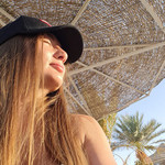 Lili, 34