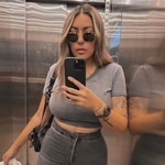 issabelle, 27 (1 , 0 )