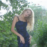 Julia, 40