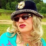 Marquise, 49